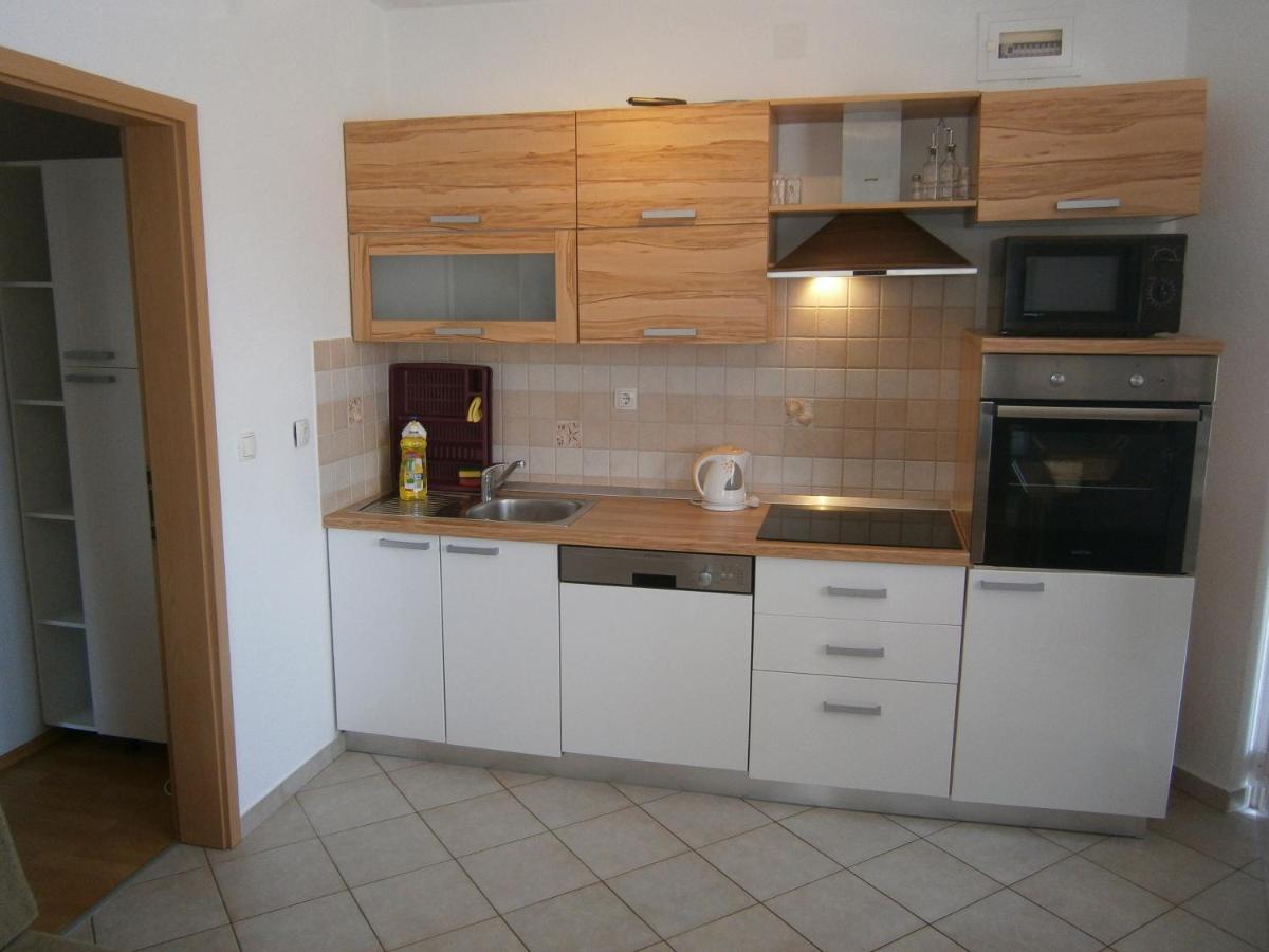 Apartments With A Parking Space Vodice - 13973 Kültér fotó